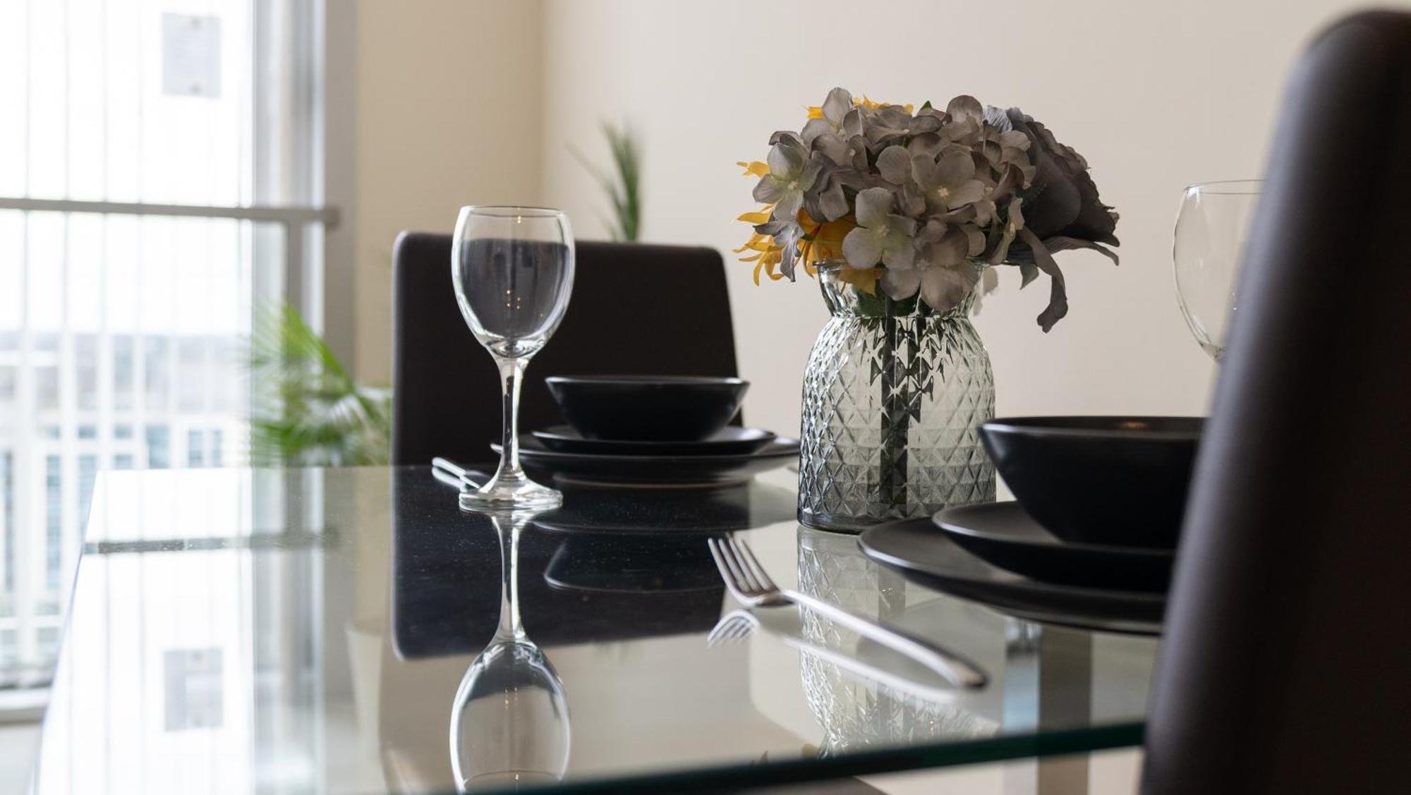 City Stay Apartments - Hub Milton Keynes Extérieur photo